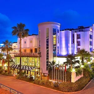 Ideal Pearl - Adult Only **** Marmaris